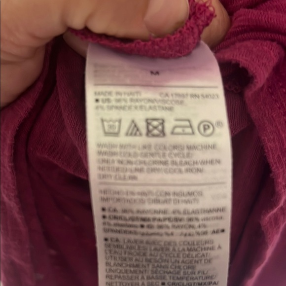 Old Navy Pink Relaxed Short Sleeve Tee - Picture 4 of 4
